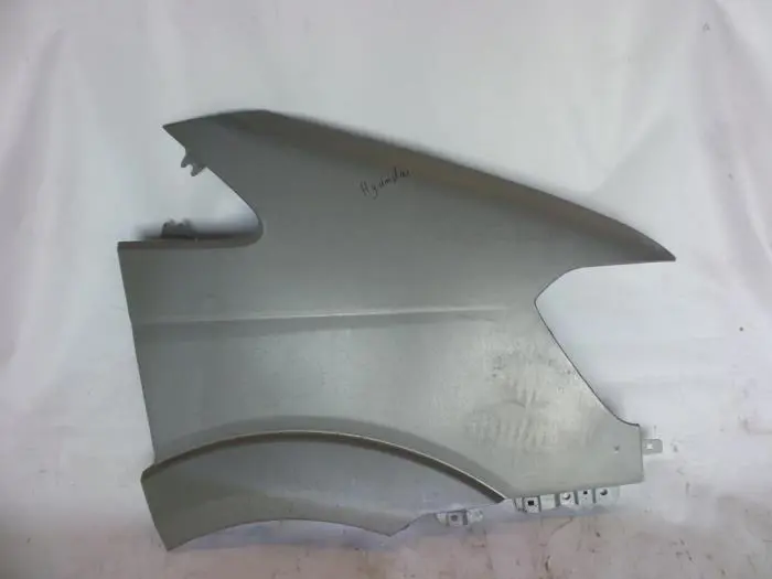 Front wing, right Hyundai H350