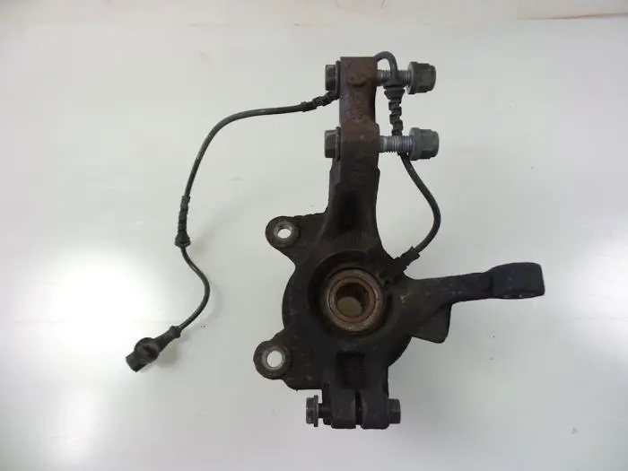Knuckle, front right Renault Modus