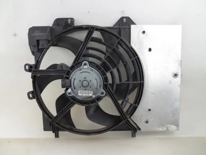 Ventilateur moteur Citroen C3