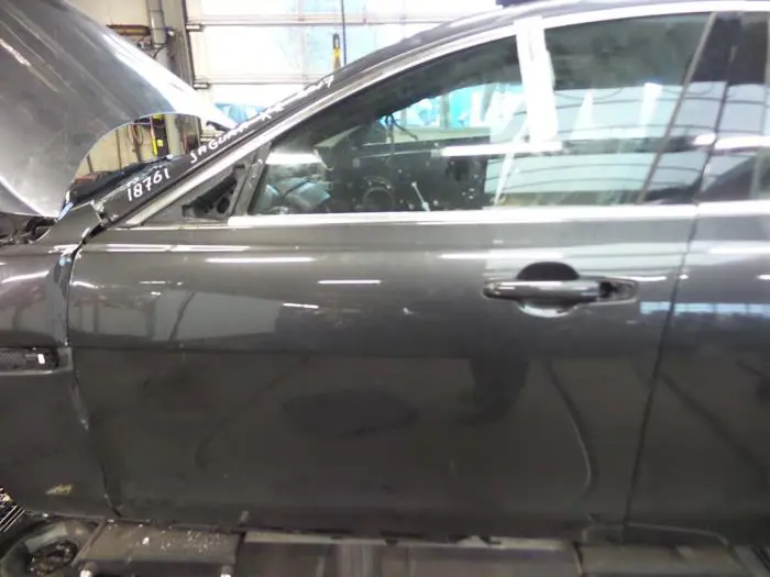 Drzwi lewe przednie wersja 4-drzwiowa Jaguar XE