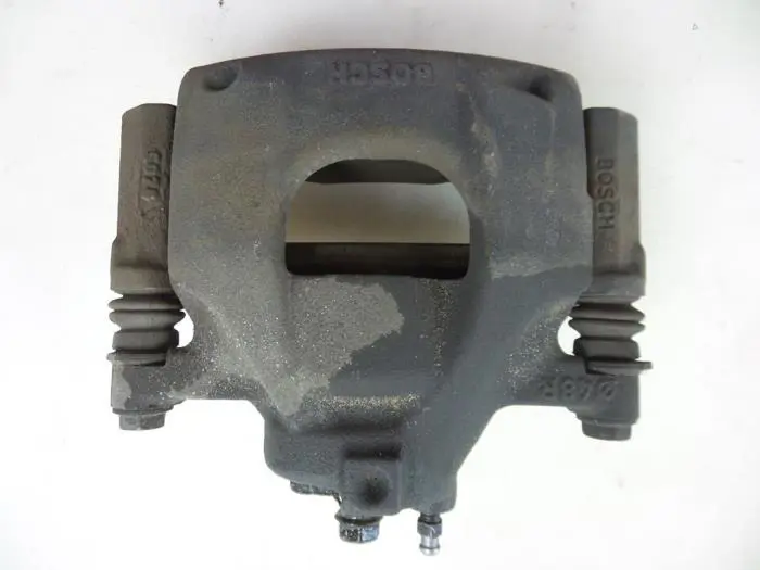 Front brake calliper, right Peugeot 108