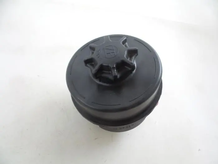 Power steering fluid reservoir Iveco New Daily