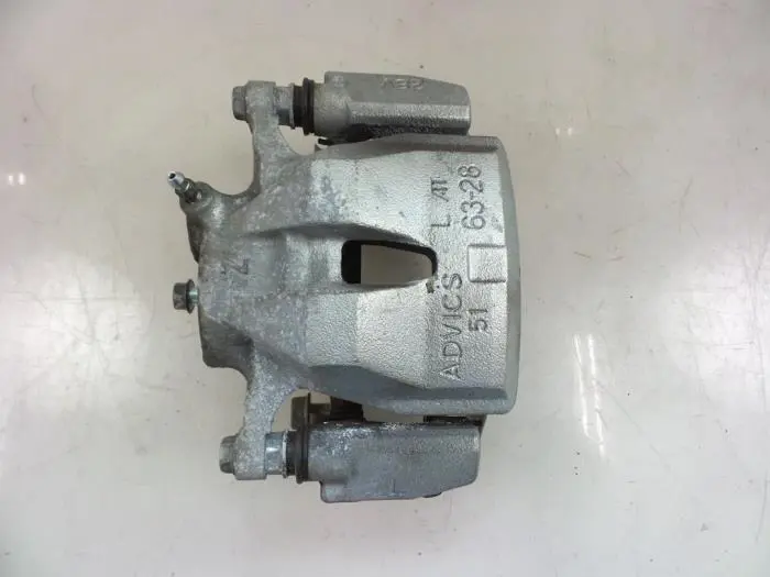 Front brake calliper, left Toyota Auris