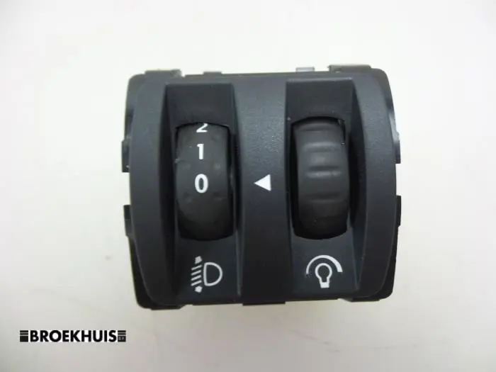 AIH headlight switch Renault Captur