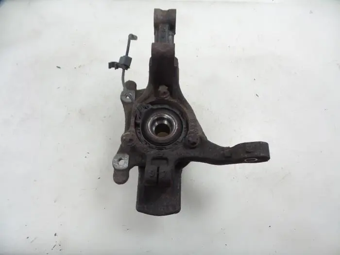 Knuckle, front right Opel Zafira