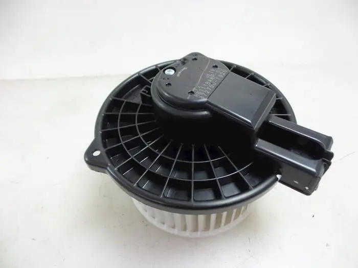 Motor de ventilador de calefactor Mazda 2.