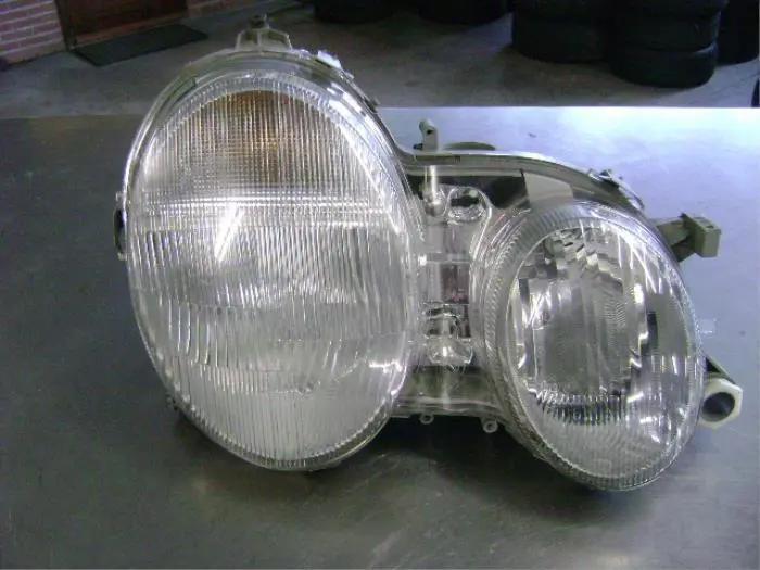 Headlight, right Mercedes CLK