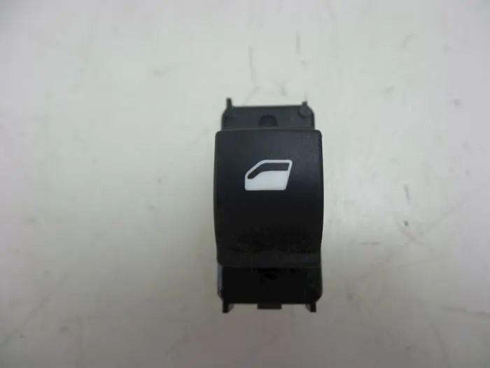 Electric window switch Peugeot 208