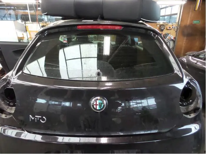 Tailgate Alfa Romeo Mito