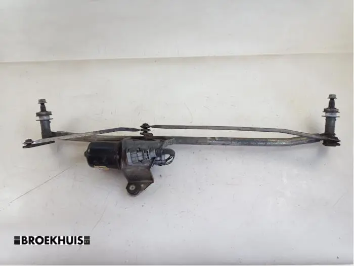 Wiper motor + mechanism Iveco Daily
