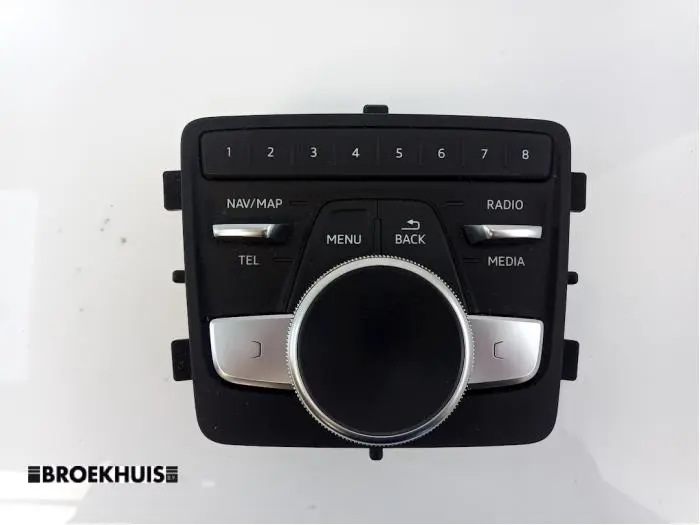 Przelacznik interfejsu czlowiek-maszyna Audi A4