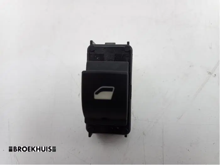 Electric window switch Peugeot 5008