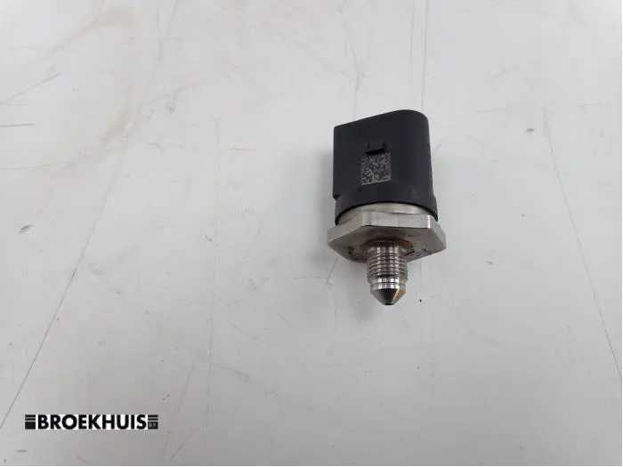 Fuel pressure sensor Audi TT