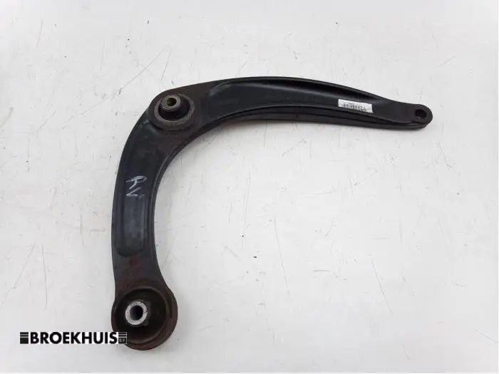 Front wishbone, right Peugeot 3008