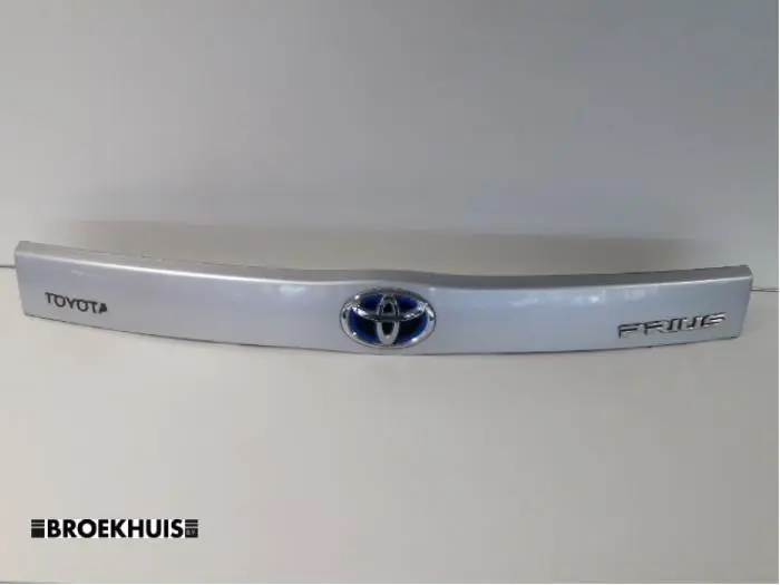 Uchwyt tylnej klapy Toyota Prius