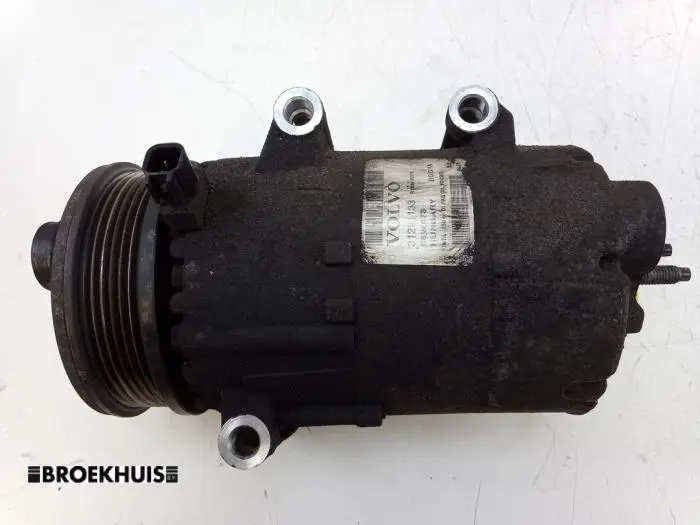 Air conditioning pump Volvo S80