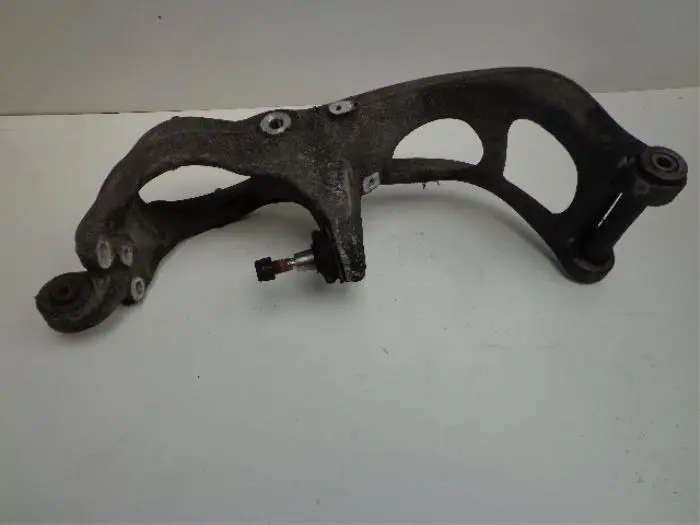 Knuckle, front right Citroen C5