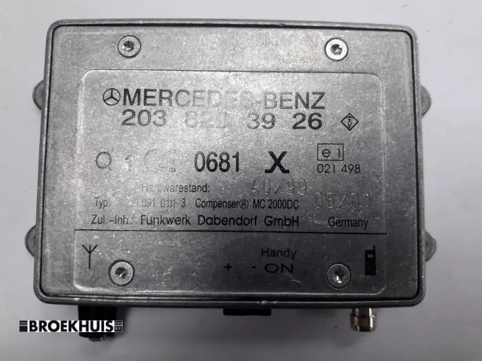 Amplificador de antena Mercedes C-Klasse