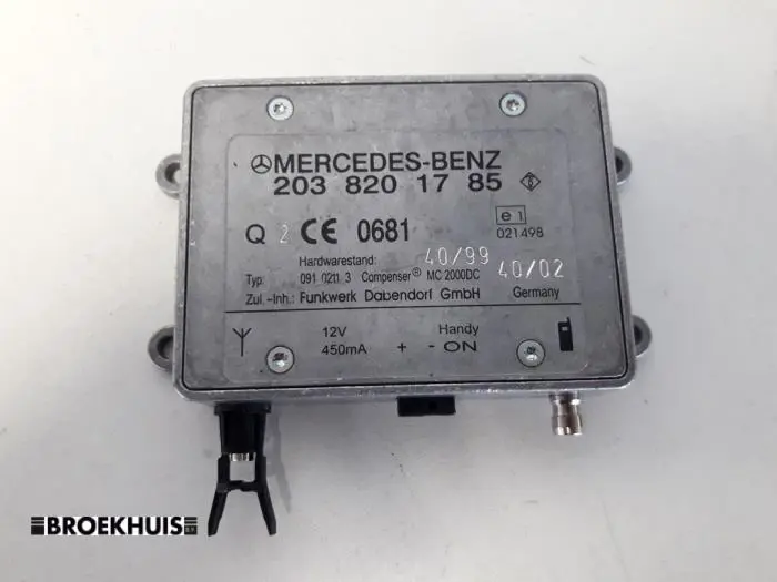 Amplificador de antena Mercedes C-Klasse