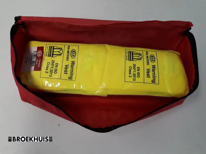 First aid kit Kia Sportage