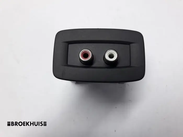 AUX/USB aansluiting Renault Scenic