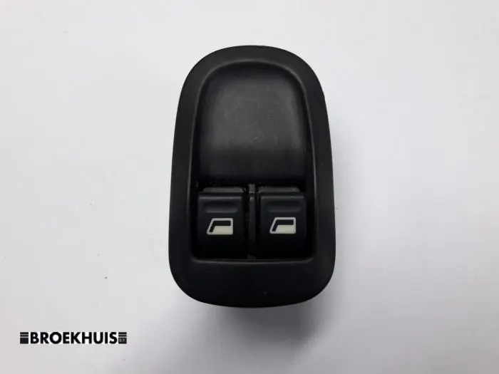Electric window switch Peugeot 306
