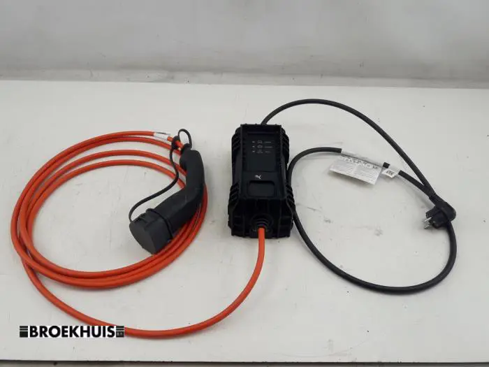 Charching cable electric car Opel Corsa