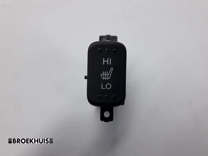 Seat heating switch Honda CR-V