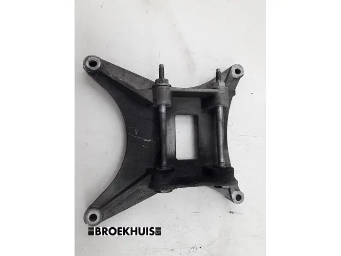 Support (miscellaneous) Ford Focus