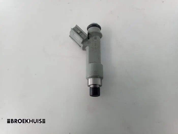 Injector (petrol injection) Peugeot 108
