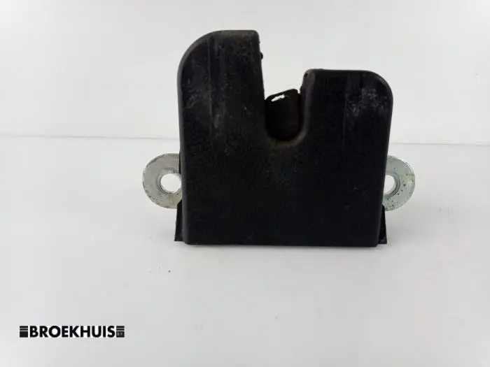 Tailgate lock mechanism Volkswagen Golf