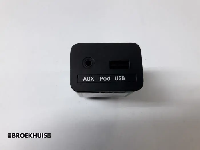 Conexión AUX-USB Kia Sportage