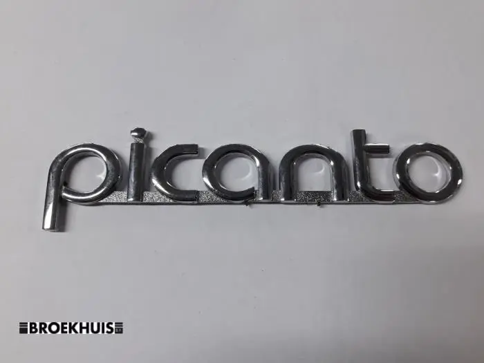 Emblema Kia Picanto