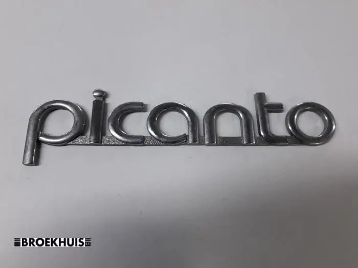 Emblem Kia Picanto