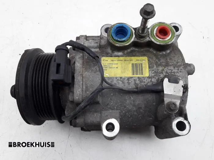 Air conditioning pump Ford Fusion