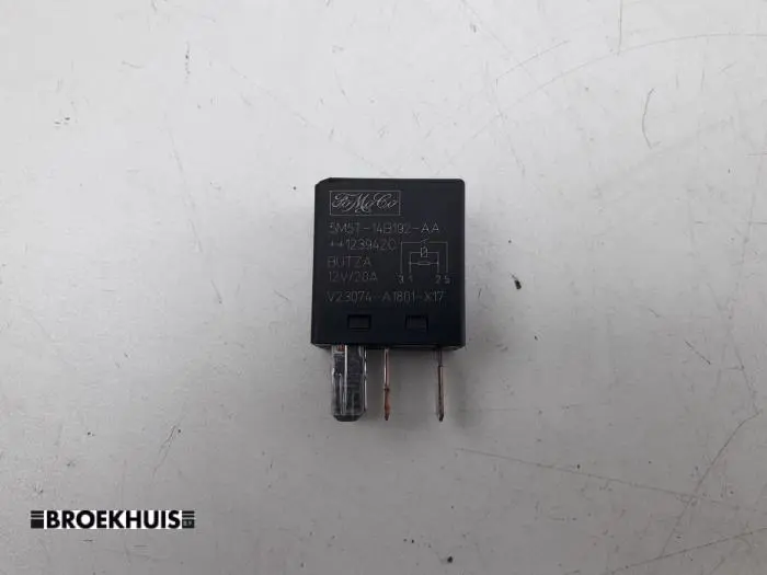 Relay Ford B-Max