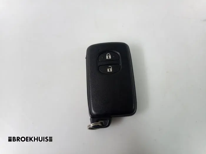 Key Toyota Prius