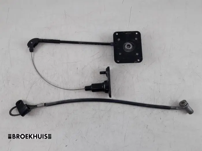 Spare wheel lift mechanism Ford Transit Courier