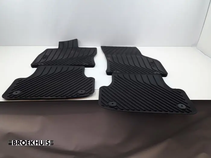 Set of mats Audi A3
