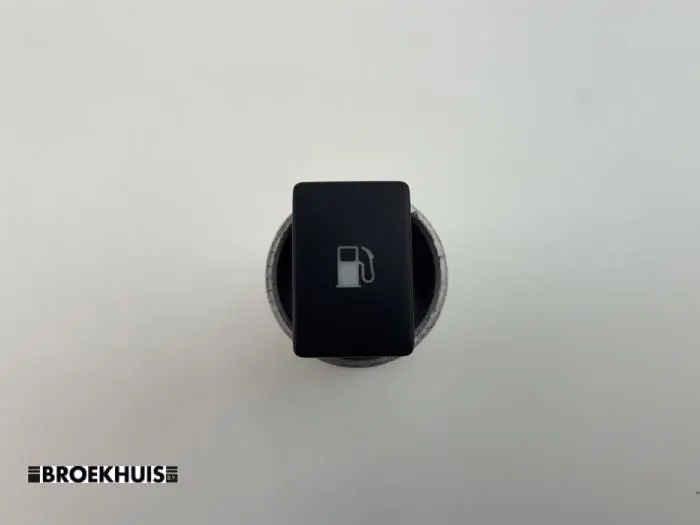 Interruptor tapa de depósito Lexus CT 200h