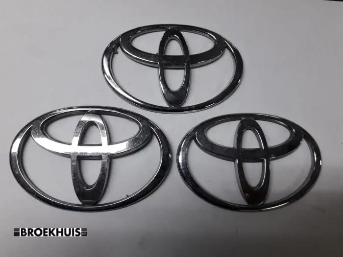 Embleem Toyota Yaris