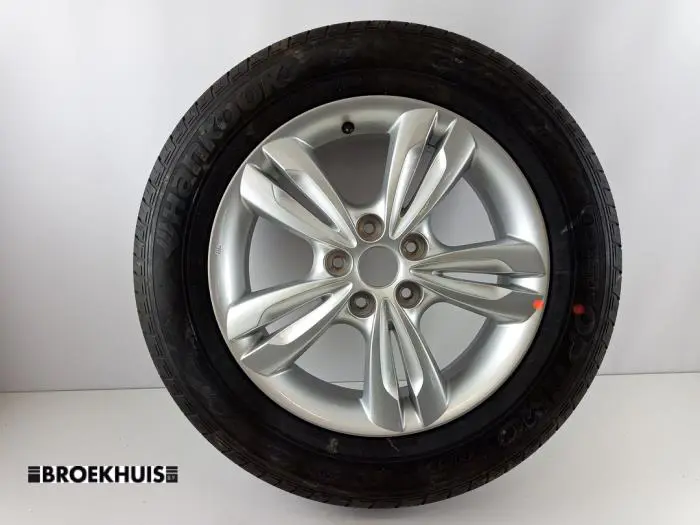 Wheel + tyre Hyundai IX35