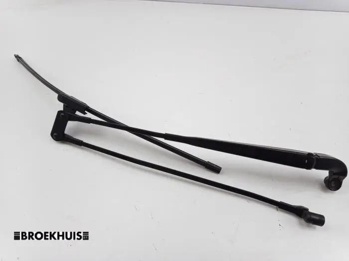 Front wiper arm Toyota Aygo