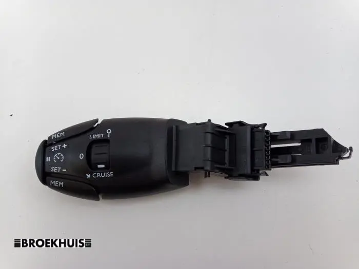 Cruise control switch Peugeot 208