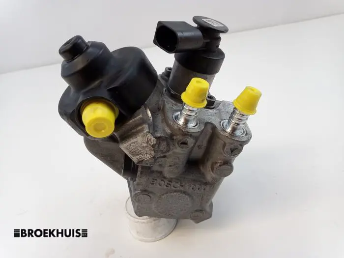 Mechanical fuel pump Audi A4