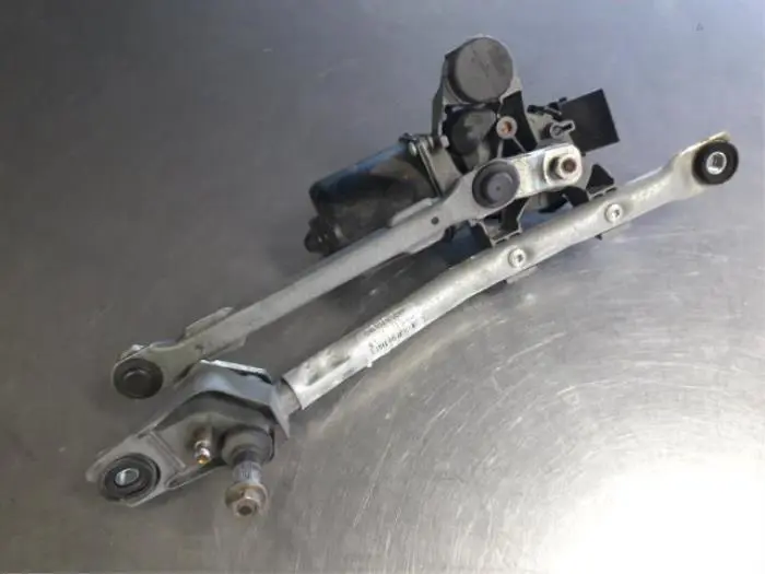 Wiper motor + mechanism Peugeot 107