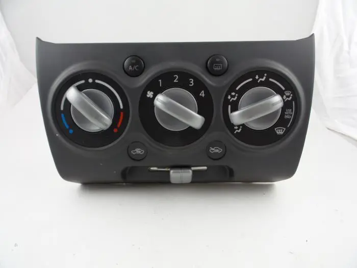 Panel de control de calefacción Suzuki Alto