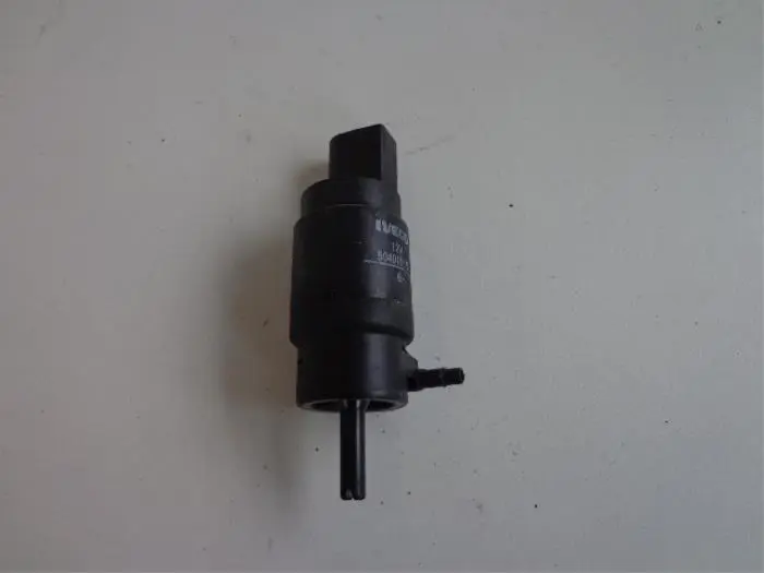Windscreen washer pump Iveco Daily