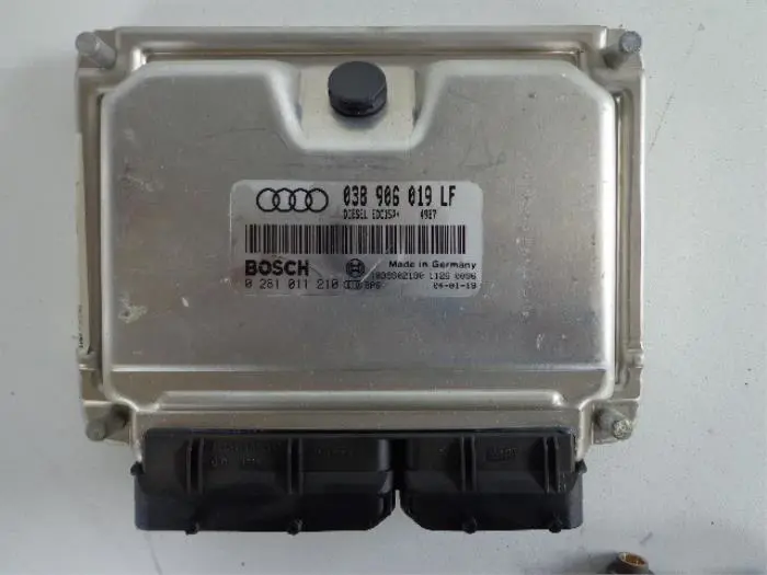 Sterownik wtrysku Audi A4