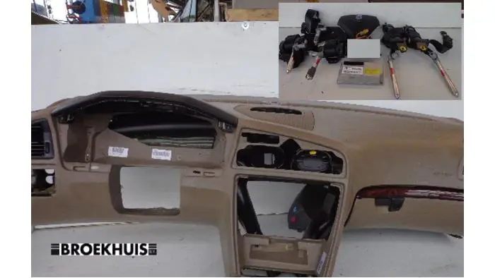 Airbag set + dashboard Volvo S60